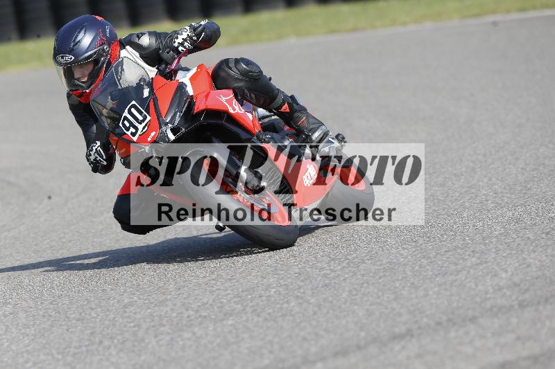 /45 10.08.2025 Plüss Moto Sport ADR/Einsteiger/90